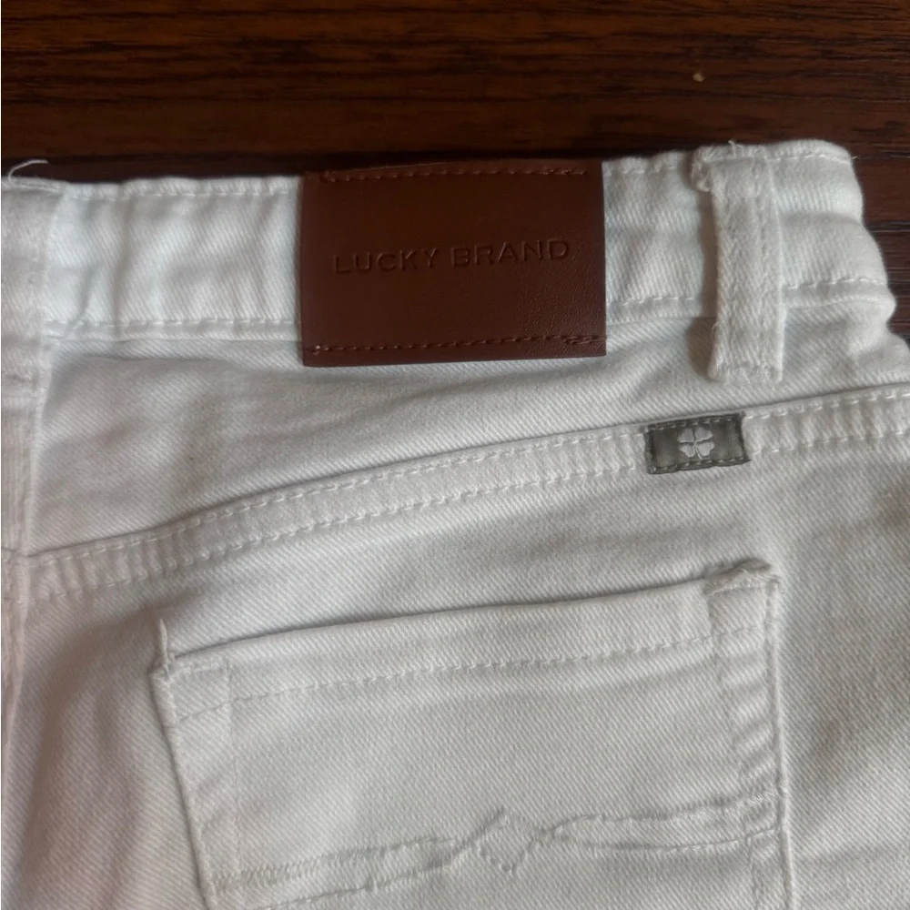{Lucky Brand + New York Laundry} bundle of shorts - Picture 13 of 16